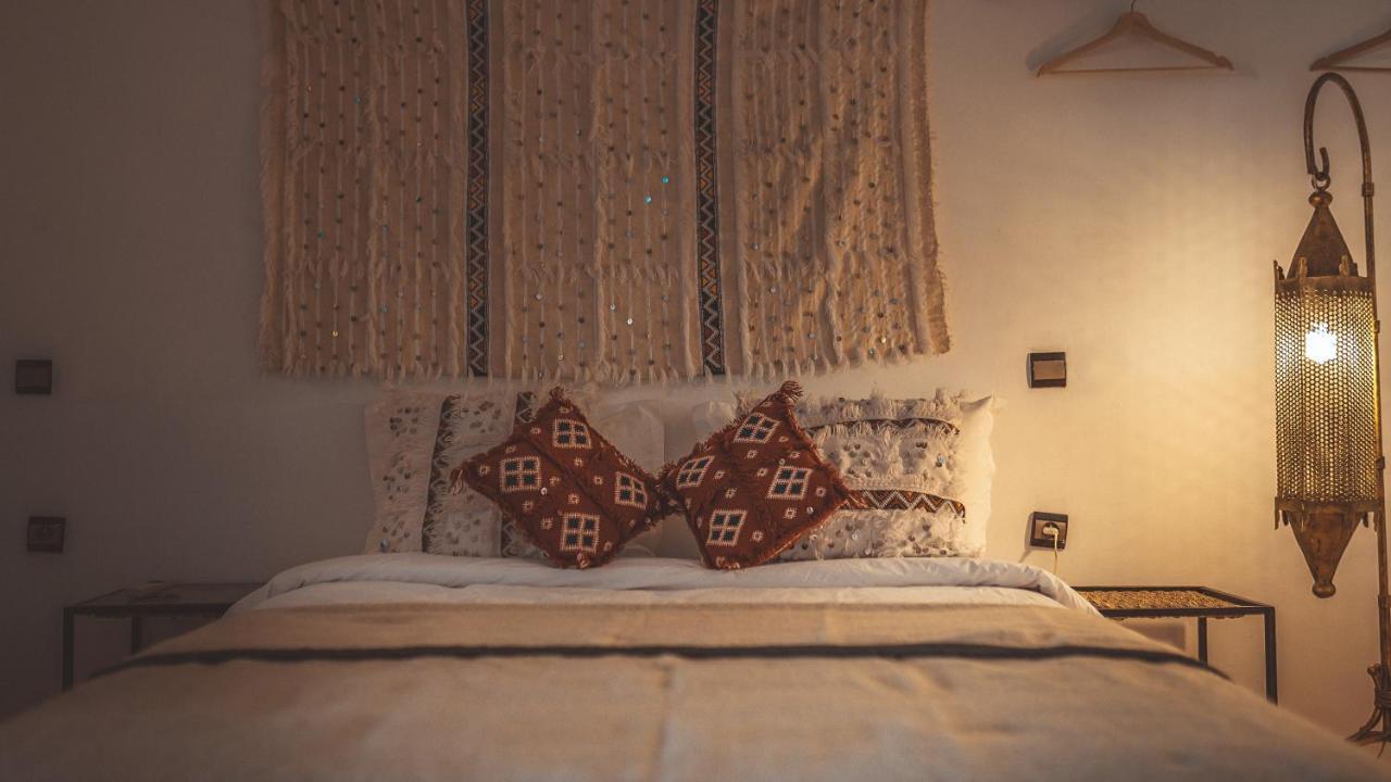 L'Oasis Du Bonheur Bed & Breakfast Ait Benhaddou Exterior photo